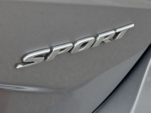 Used 2023 Honda Civic Sport image 32