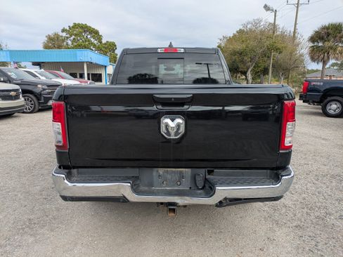 Used 2022 RAM 1500 Big Horn AWD/4WD image 5