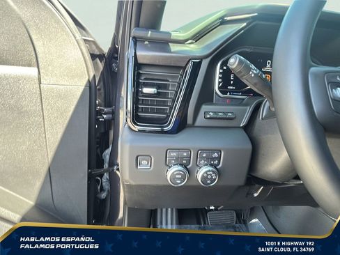 Used 2025 GMC Sierra 2500 AT4 w/ AT4 Premium Plus Package AWD/4WD image 15