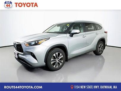 Used 2025 Toyota Highlander XLE
