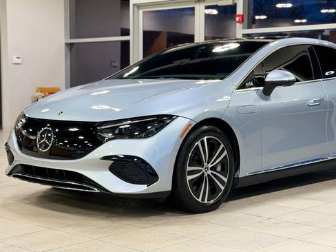 Used 2023 Mercedes-Benz EQE 500 4MATIC Sedan w/ Exclusive Trim Package image 3