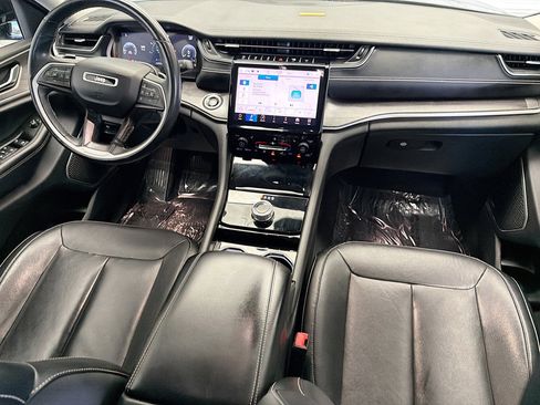 Used 2021 Jeep Grand Cherokee L Limited image 12