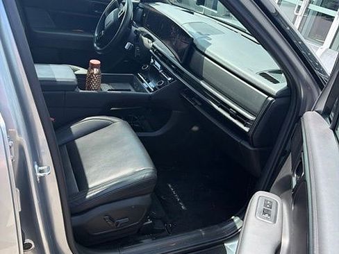 Used 2024 Hyundai Santa Fe Calligraphy AWD/4WD image 9