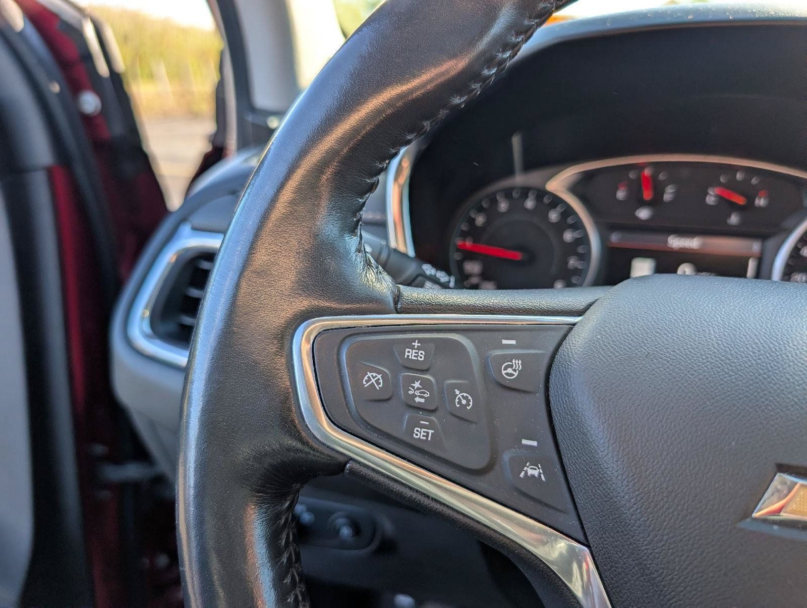 Used 2020 Chevrolet Equinox Premier AWD/4WD image 13