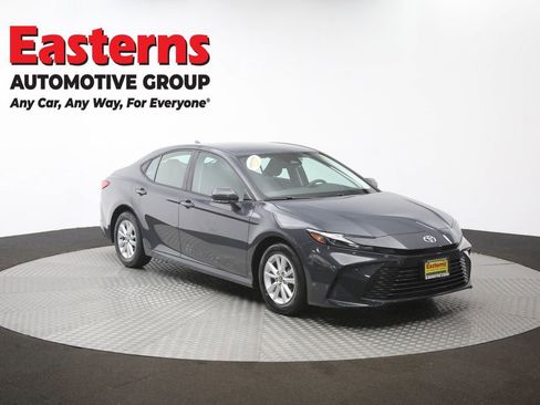 Used 2025 Toyota Camry LE FWD image 49