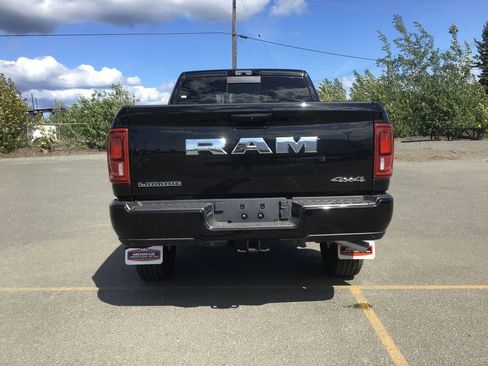 New 2025 RAM 2500 Laramie w/ Towing Technology Group image 11