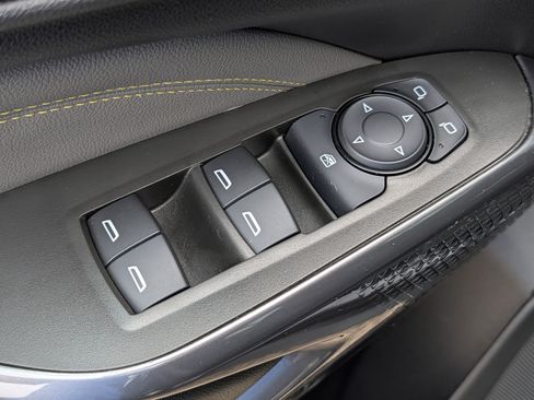 Certified 2024 Chevrolet Trax ACTIV w/ Driver Confidence Package FWD image 14
