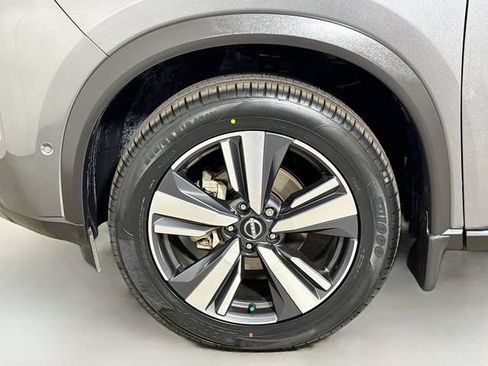 Used 2023 Nissan Rogue SL w/ SL Premium Package FWD image 30