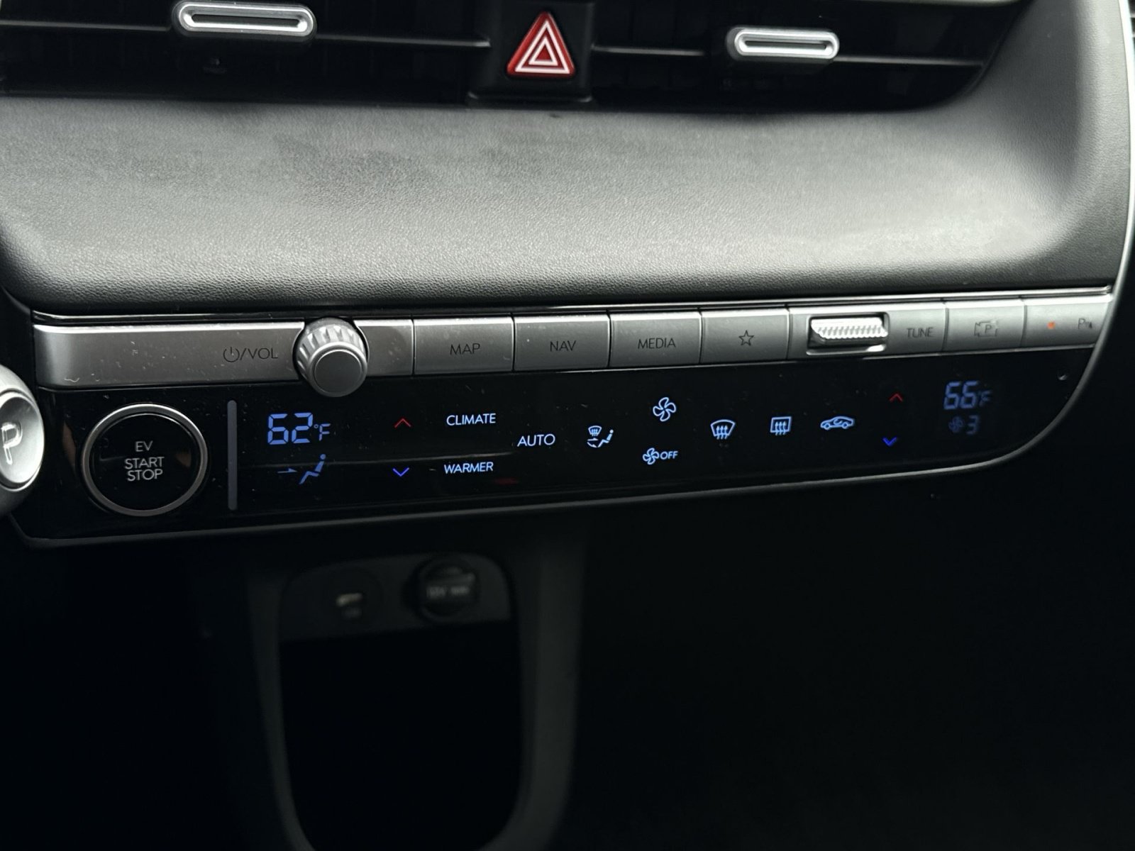 Certified 2024 Hyundai Ioniq 5 SEL RWD image 20