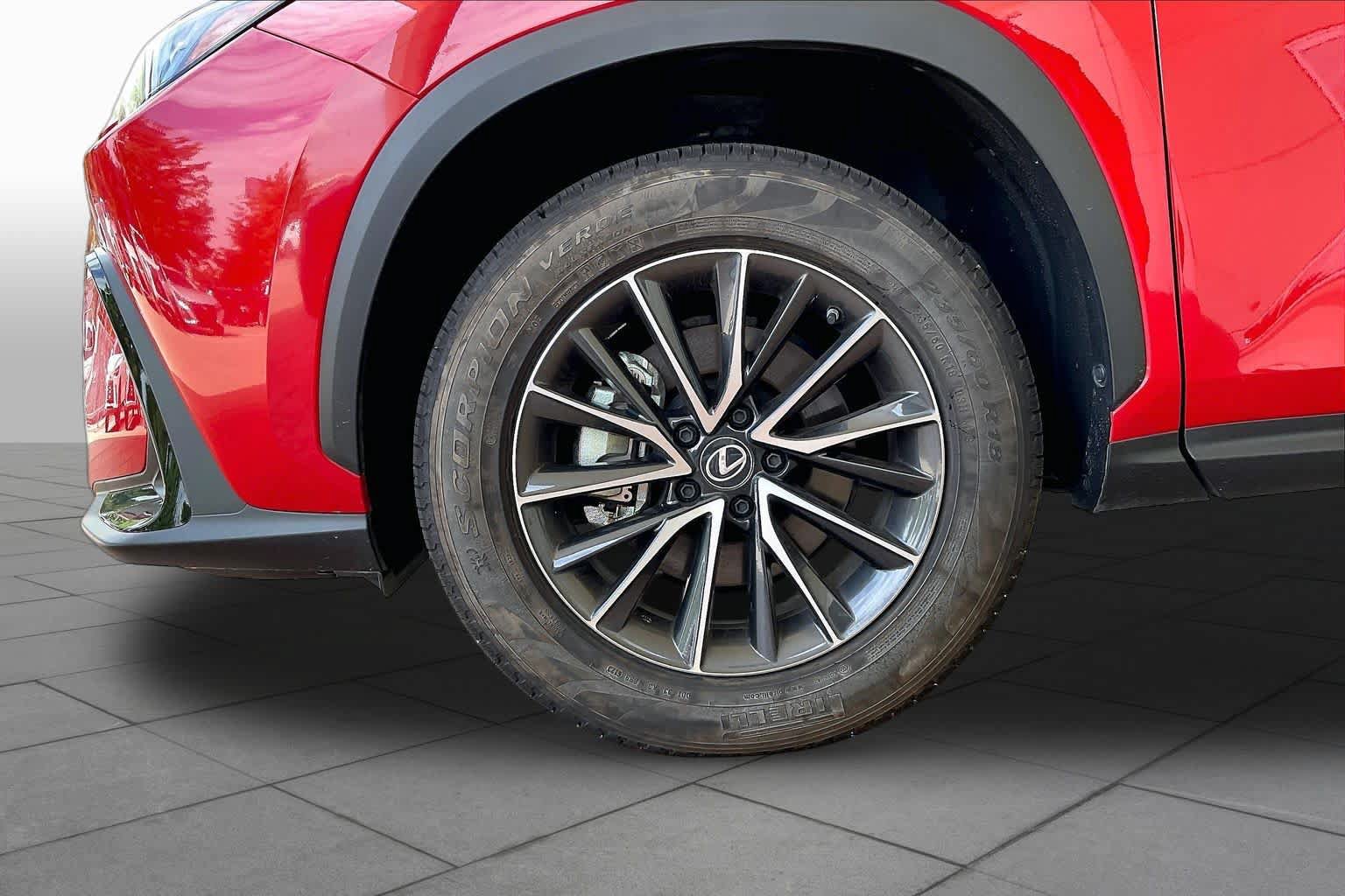Used 2024 Lexus NX 250 FWD w/ Cold Area Package image 9