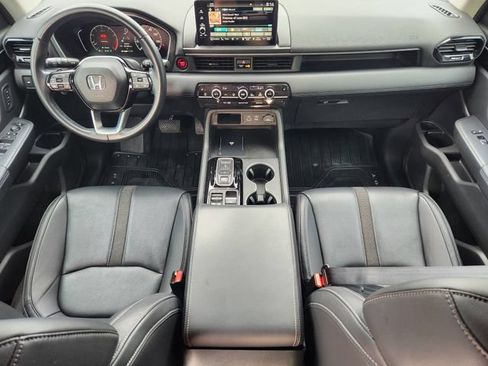 Used 2023 Honda Pilot Touring image 27