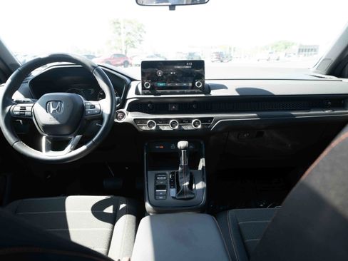 Used 2025 Honda CR-V Sport image 20
