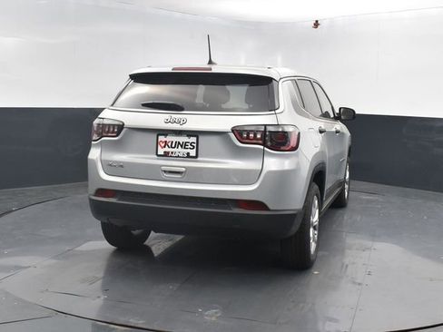 New 2025 Jeep Compass Sport w/ Mopar Graphics Package image 8