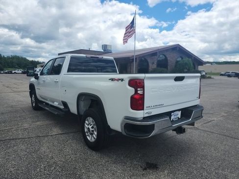 Used 2025 Chevrolet Silverado 2500 LT w/ Convenience Package AWD/4WD image 7