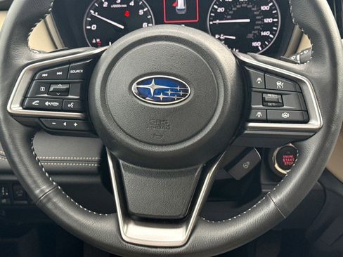 Certified 2025 Subaru Outback Limited image 12