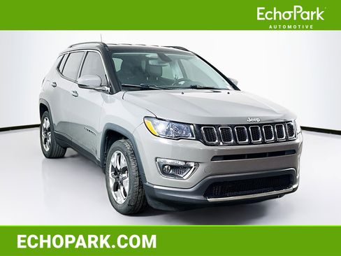 Used 2020 Jeep Compass Limited FWD image 1