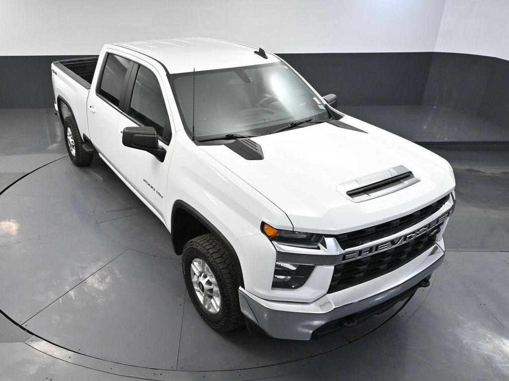 Used 2022 Chevrolet Silverado 2500 LT AWD/4WD image 46