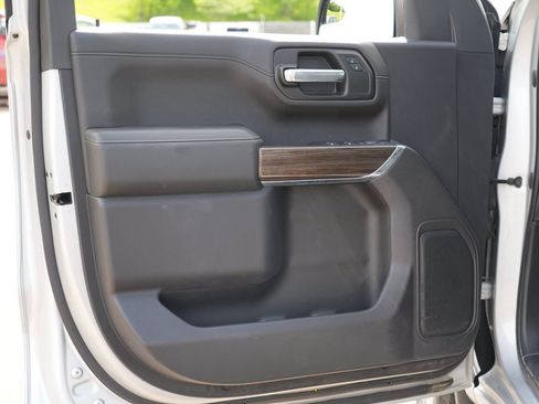 Certified 2020 Chevrolet Silverado 1500 LT AWD/4WD image 14
