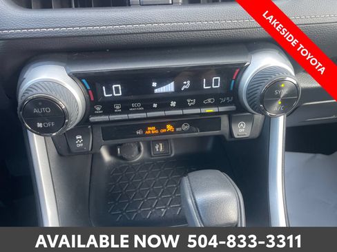 Certified 2025 Toyota RAV4 XLE FWD image 32