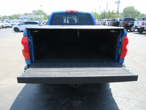 Used 2016 Toyota Tundra Limited w/ Limited Premium Package AWD/4WD image 9
