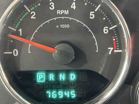 Used 2013 Jeep Wrangler Sahara w/ Connectivity Group image 15