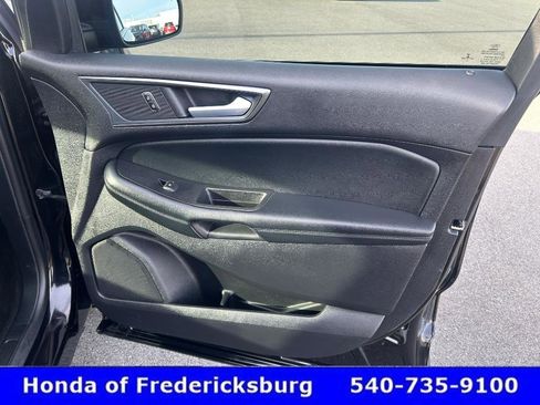 Used 2022 Ford Edge SE w/ Black Appearance Package image 14