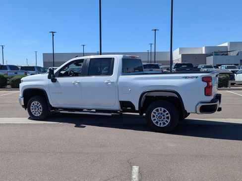 Certified 2025 Chevrolet Silverado 2500 LT w/ Convenience Package AWD/4WD image 3