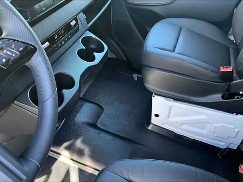 New 2026 Mercedes-Benz Sprinter 2500 image 7