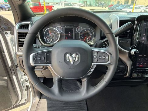Used 2026 RAM 2500 Big Horn AWD/4WD image 11