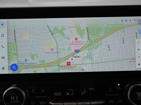 Used 2025 Toyota Highlander Platinum image 23