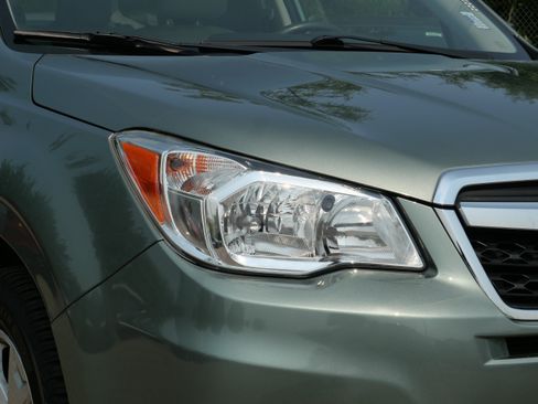 Used 2016 Subaru Forester 2.5i Limited w/ Popular Package #2 AWD/4WD image 16