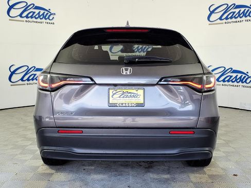 Used 2025 Honda HR-V LX image 4