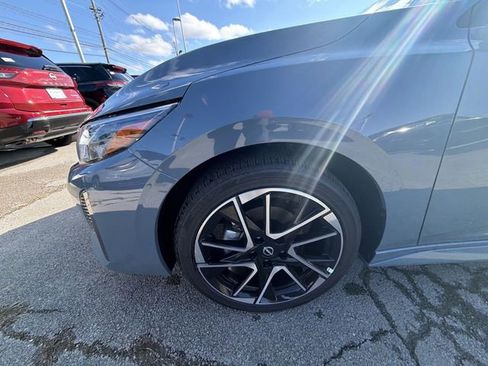 New 2025 Nissan Sentra SR image 10