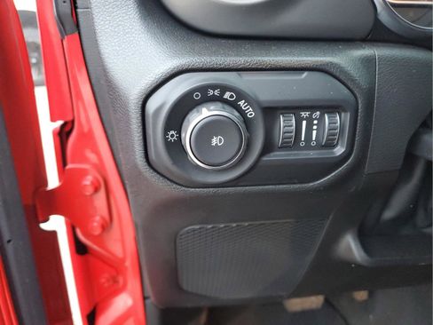 Certified 2022 Jeep Wrangler Unlimited Sport image 27