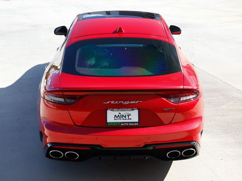 Used 2022 Kia Stinger GT2 image 14