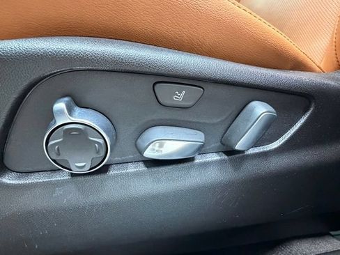 Used 2025 Cadillac XT4 Sport AWD/4WD image 23
