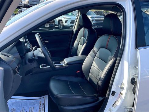 Used 2021 Nissan Sentra SR w/ SR Premium Package FWD image 21