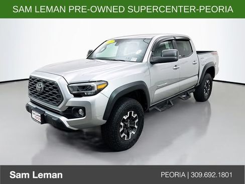 Used 2022 Toyota Tacoma TRD Off-Road AWD/4WD image 3