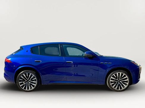 Used 2023 Maserati Grecale Modena AWD/4WD image 8