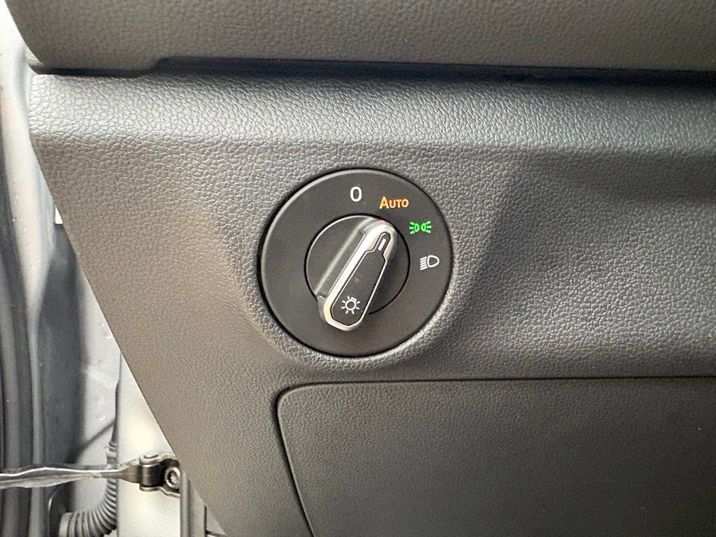 Used 2026 Volkswagen Jetta S FWD image 18