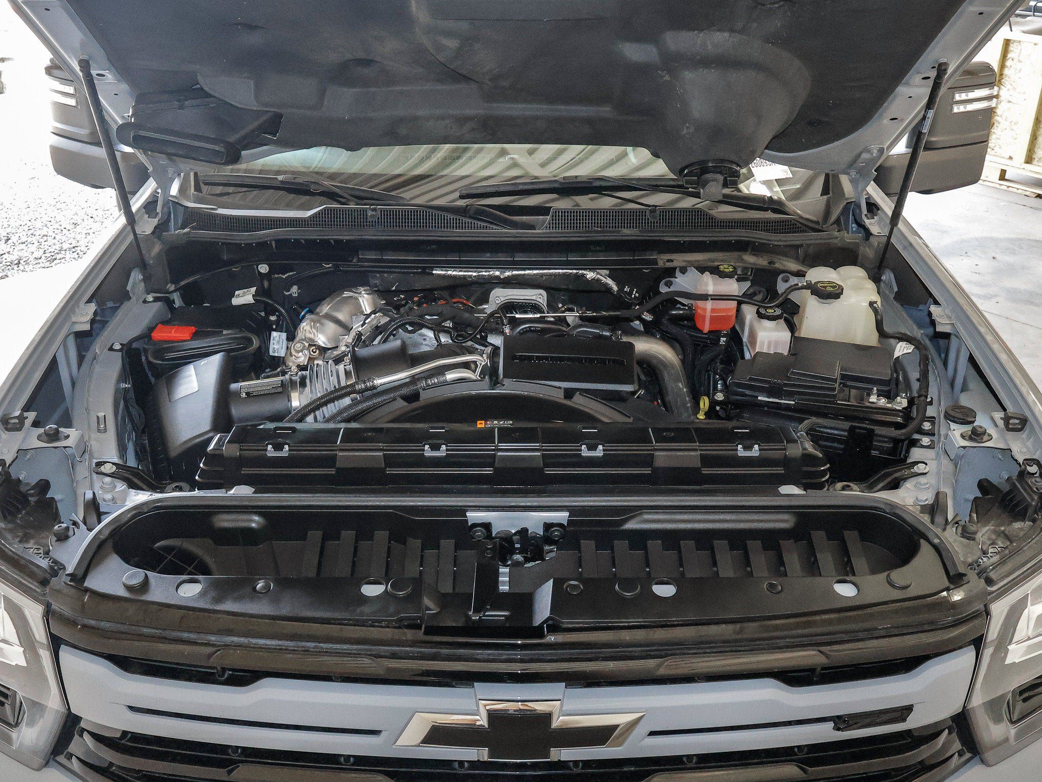 Used 2024 Chevrolet Silverado 2500 LTZ w/ LTZ Plus Package AWD/4WD image 21