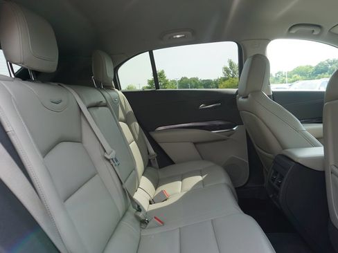 Used 2022 Cadillac XT4 Luxury w/ Cold Weather Package FWD image 48