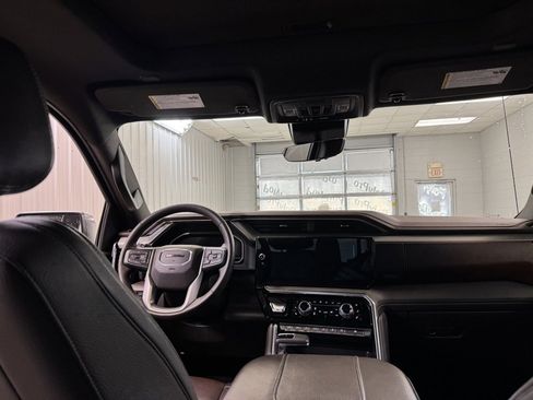 Used 2023 GMC Sierra 1500 Denali w/ Denali Reserve Package image 22