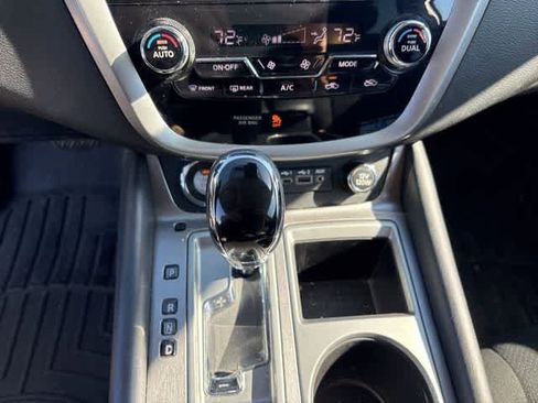 Used 2020 Nissan Murano SV image 20