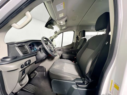 Used 2023 Ford Transit 350 XLT image 14
