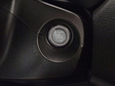 Used 2023 Jeep Renegade Latitude image 23