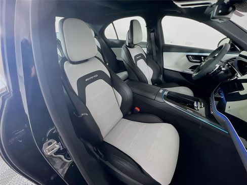 New 2026 Mercedes-Benz E 53 AMG e 4MATIC Sedan image 29