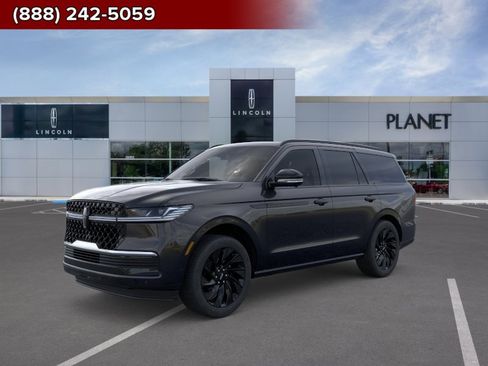 New 2026 Lincoln Navigator Reserve w/ Jet Appearance Package AWD/4WD image 1