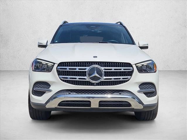 Used 2024 Mercedes-Benz GLE 350 4MATIC image 2