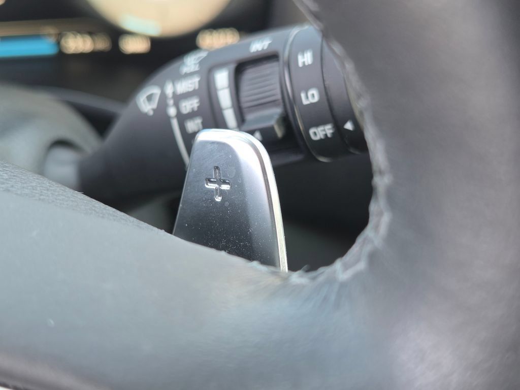Used 2021 Hyundai Santa Fe SEL w/ Convenience Package AWD/4WD image 19